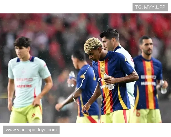 巴萨伤停与替补解析：探究未来阵容的变数与潜力