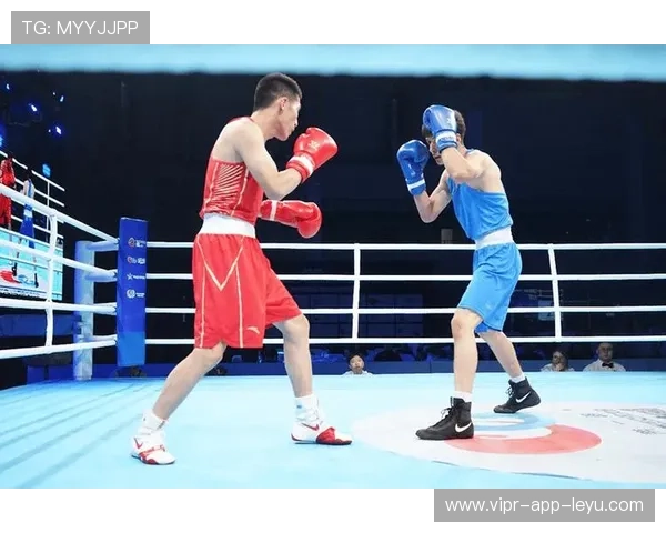 拳击比赛中技战术较量超越力量比拼